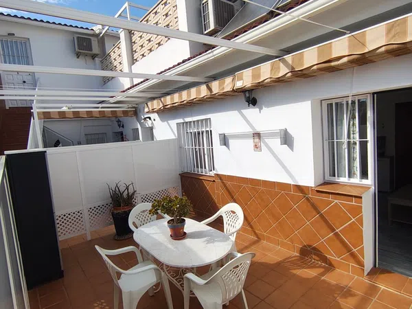 Piso en calle Escritor Enrique y Castillo, 6 - Foto 1