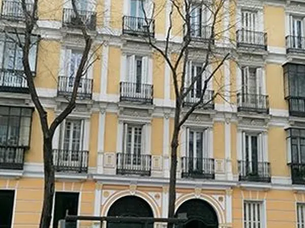 Piso en calle Almagro, 30