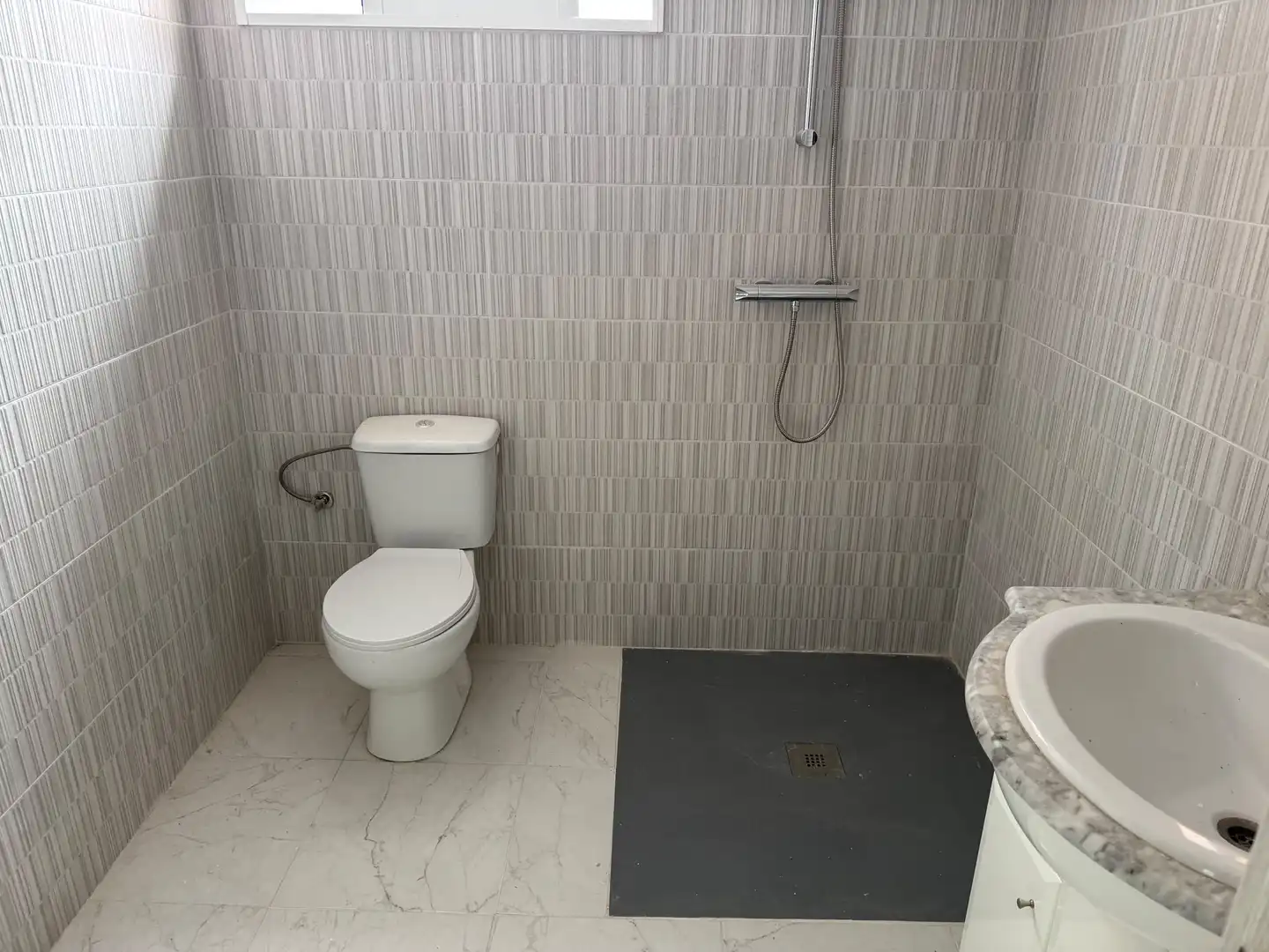 Piso en  Carrer d'Antonia Martínez 9 - Foto 6