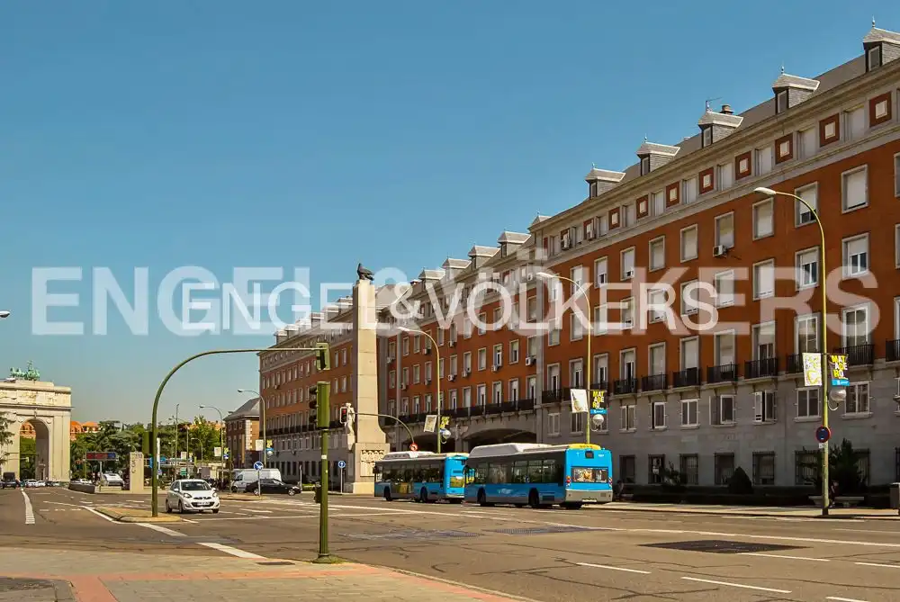 Piso en  Meléndez Valdés - Foto 24