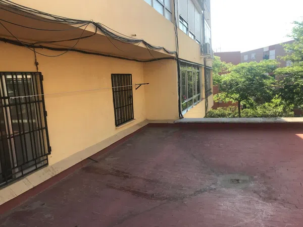 Piso en calle Aguilafuente, 89