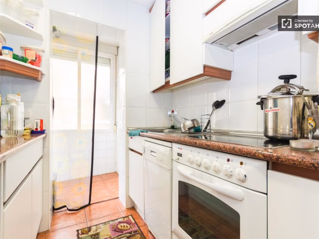 Piso en  Calle de Villavaliente 3 - Foto 6