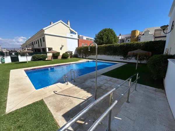 Chalet adosado en Calle Hierro, 1, El Romeral-Peñón de Zapata, El Romeral-Peñón de Zapata - Foto 1