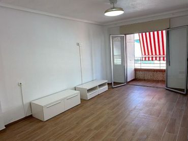 Piso en  Carrer Gilberto Martínez 36 - Foto 4