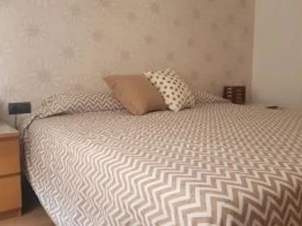 Piso en calle de la Democràcia, 43 - Foto 1