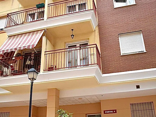 Piso en calle Héroe de Sostoa, 188 - Foto 2