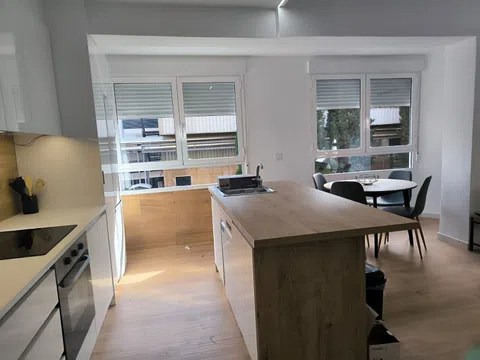 Piso en calle Doctor Julio López Ambit, 3