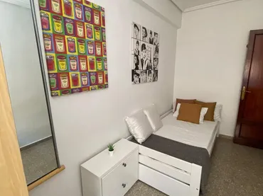 Piso en  Carrer de Menéndez y Pelayo 7 - Foto 12