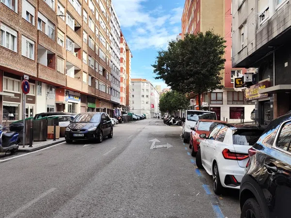 Piso en calle Isaac Peral, 37