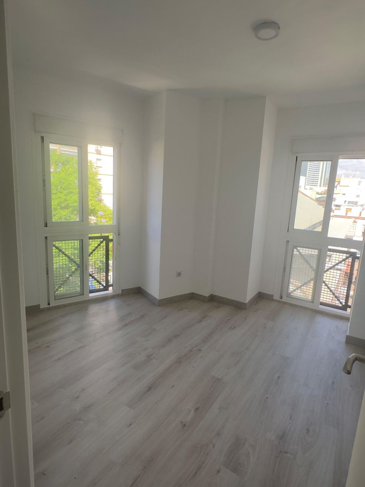 Piso en Calle San Bartolomé, 6, El Molinillo - Capuchinos - Foto 4