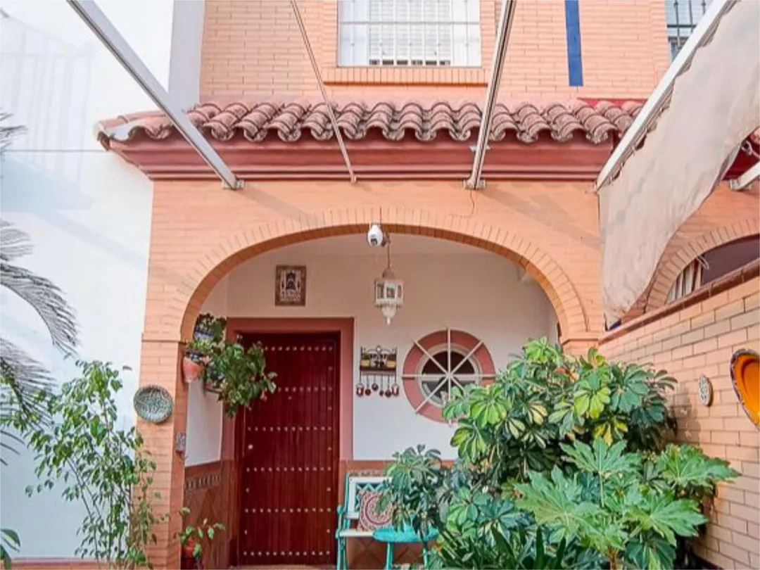 Casa adosada en  Calle Nelson Mandela 42 - Foto 4