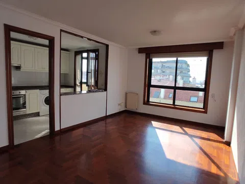 Piso en calle do Conde de Torrecedeira, 90