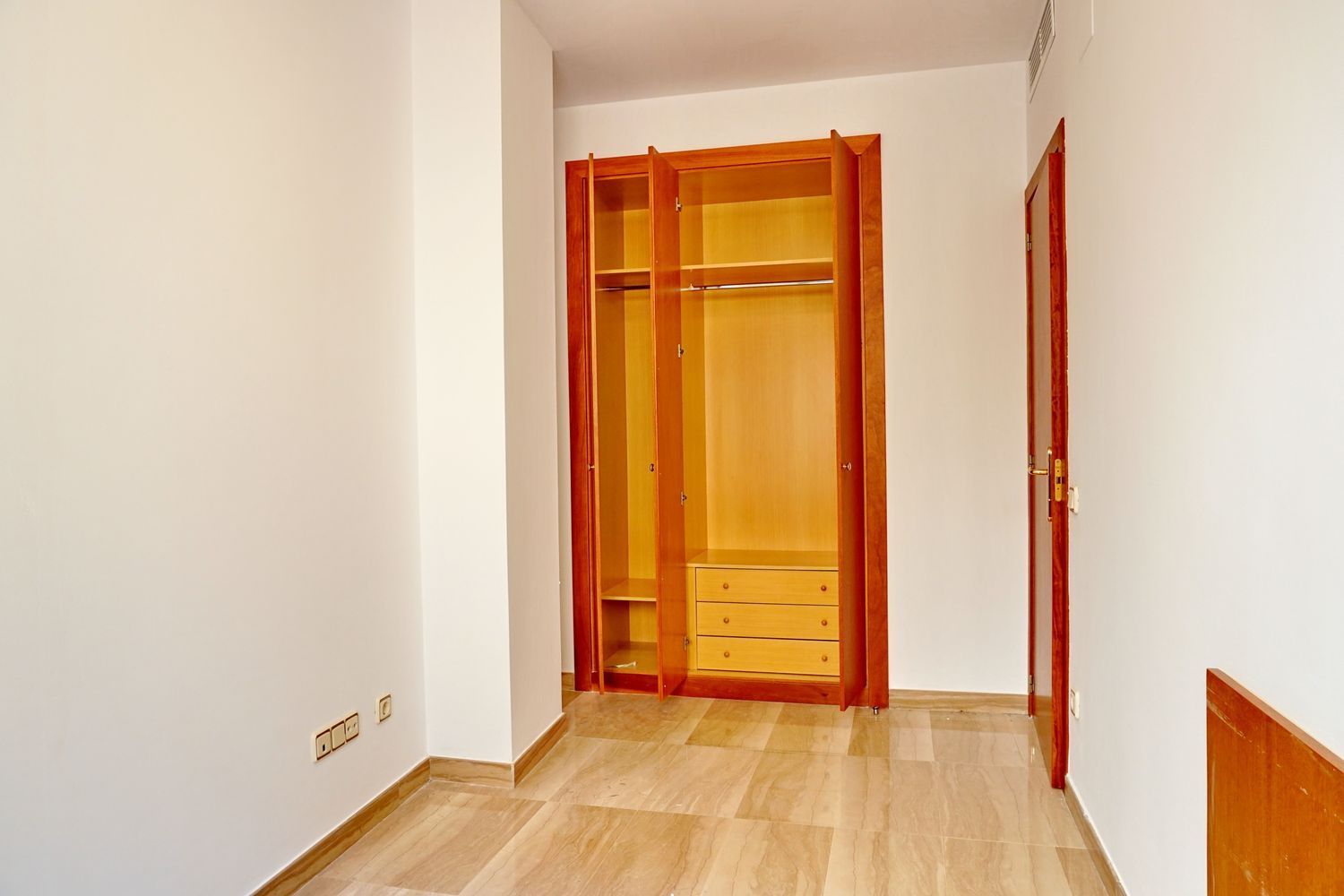 Piso en CL Sant Esteve, Centre - Estació, Centre - Estació - Foto 16