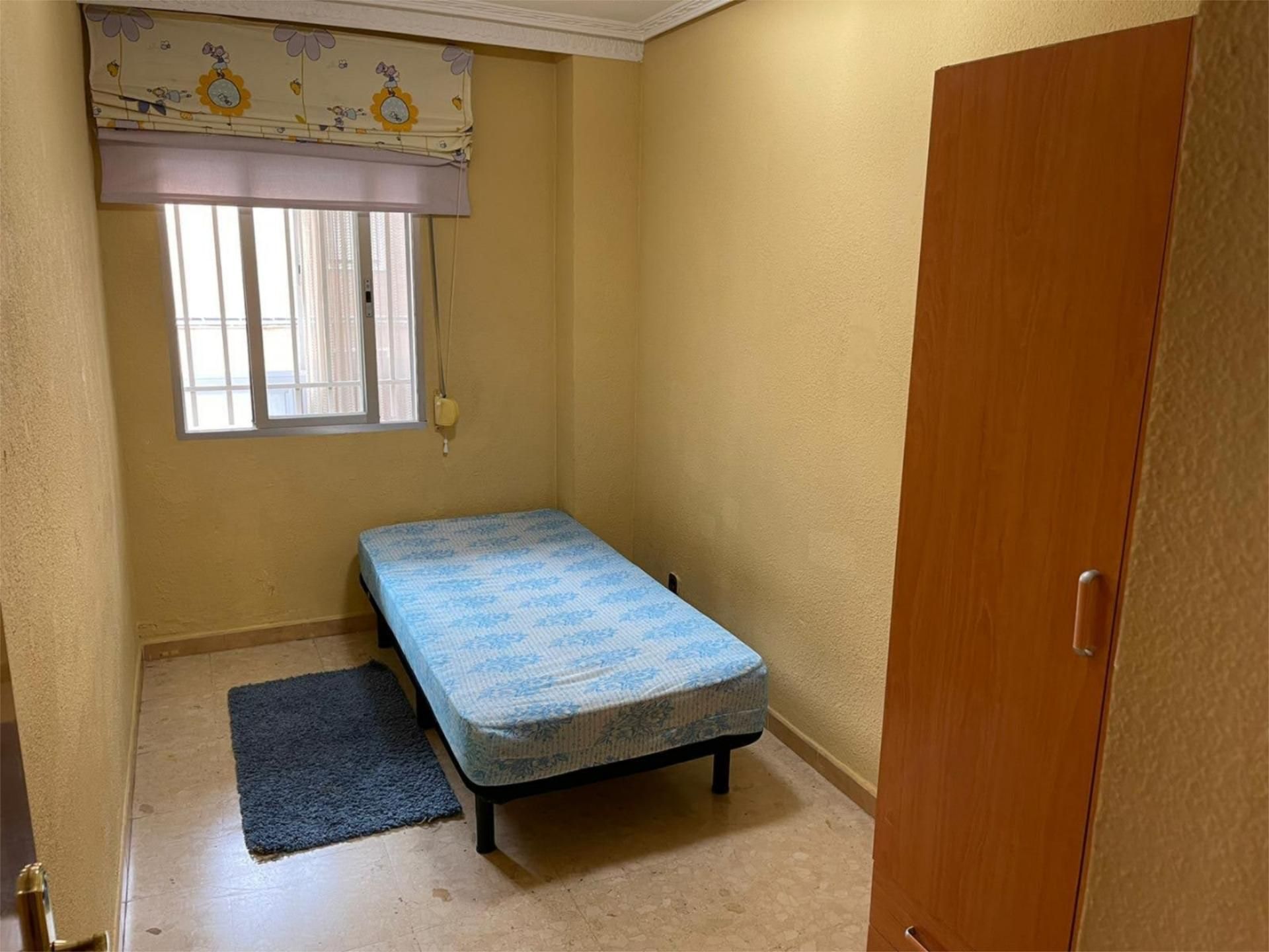 Piso en  Calle de San Asturio Serrano 4 - Foto 7