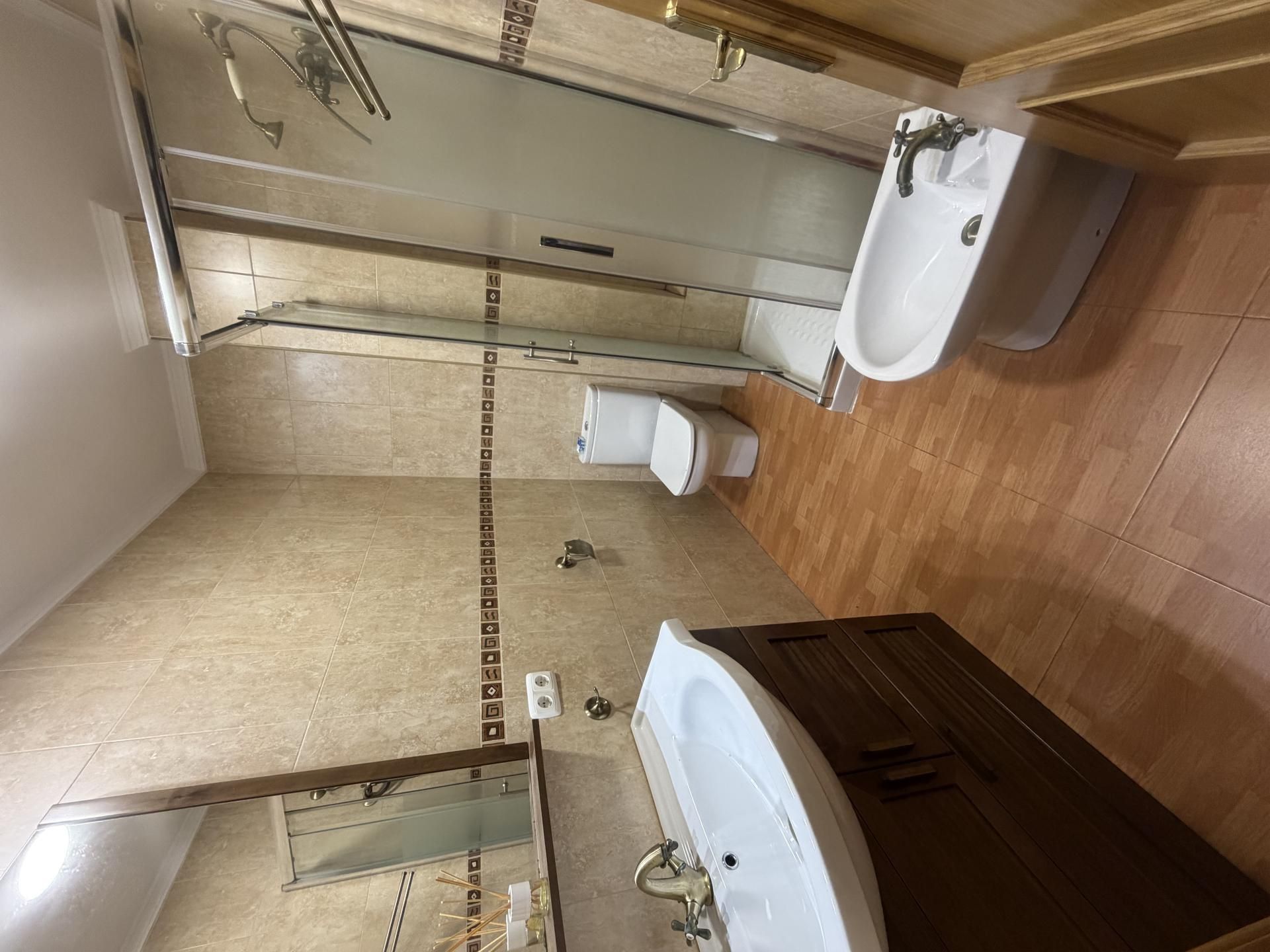 Casa adosada en  Calle Madres Escolapias 19a - Foto 7