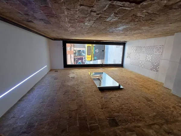 Piso en calle de Buenos Aires, 6 - Foto 1