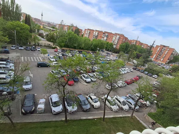 Piso en calle de la Marroquina, 28 -34