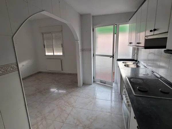 Piso en Avenida Pierre de Coubertin, 28 - Foto 1