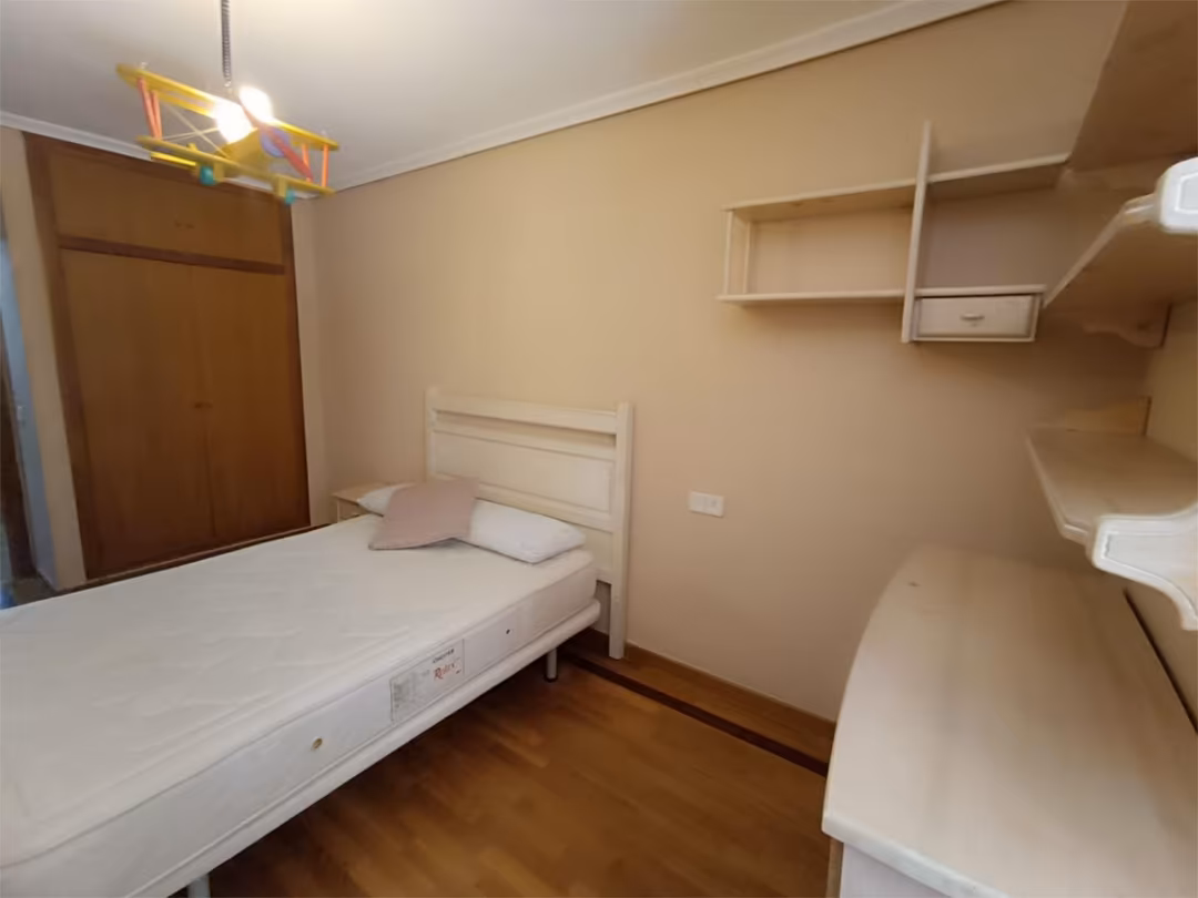 Piso en  Calle Victoria Kent Siano 32 - Foto 11