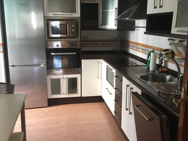 Ático en avenida del Editor Ángel Caffarena, 21 - Foto 2