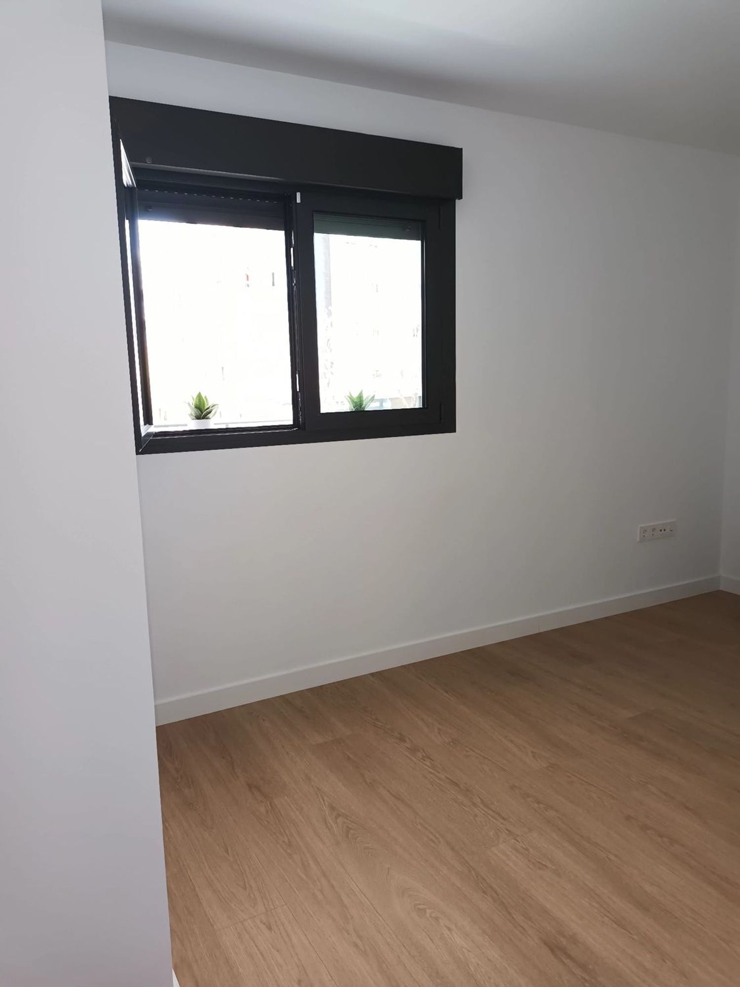 Piso en Isabel de Villena, 1 - Foto 9