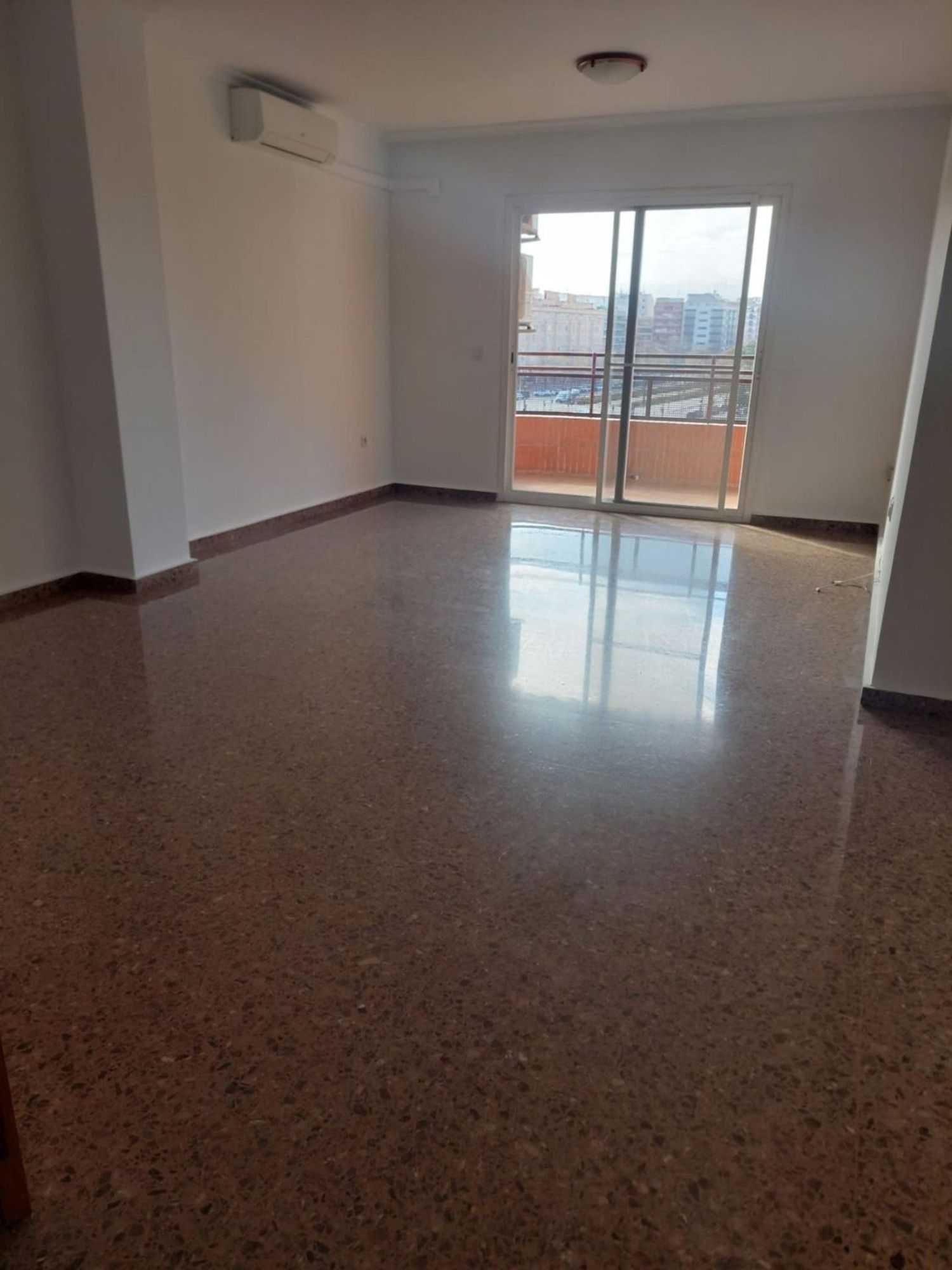 Piso en Calle del Pare Urbano - Foto 4