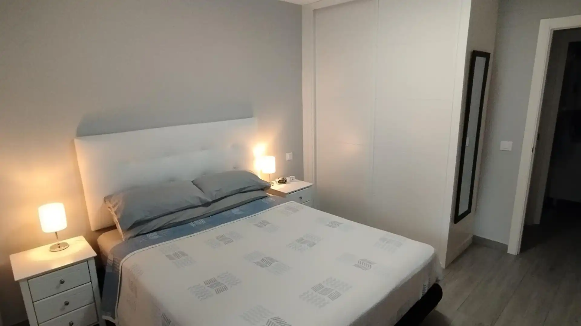 Piso en  Calle Reina Victoria 21 - Foto 26