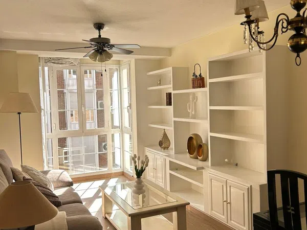 Piso en avenida Séptima, 36