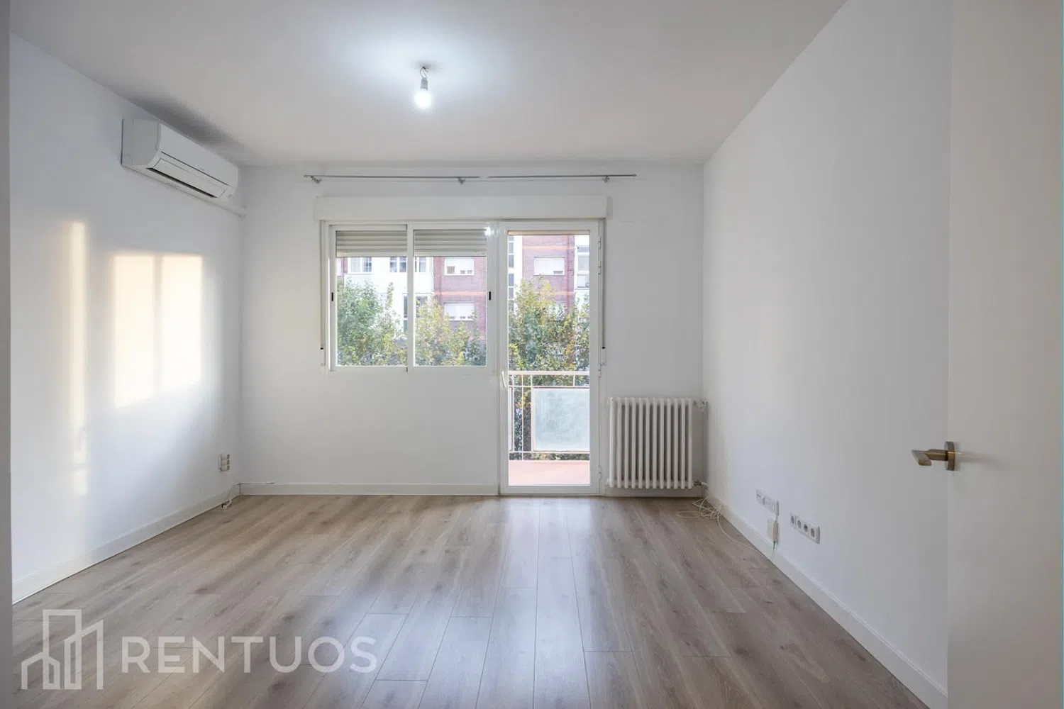 Piso en calle Comandante Benítez - Foto 1