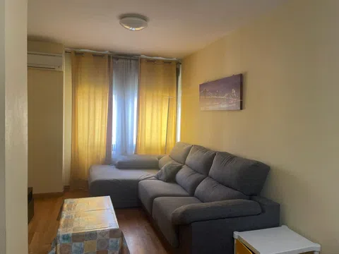 Piso en calle Isabel de las Heras, 46