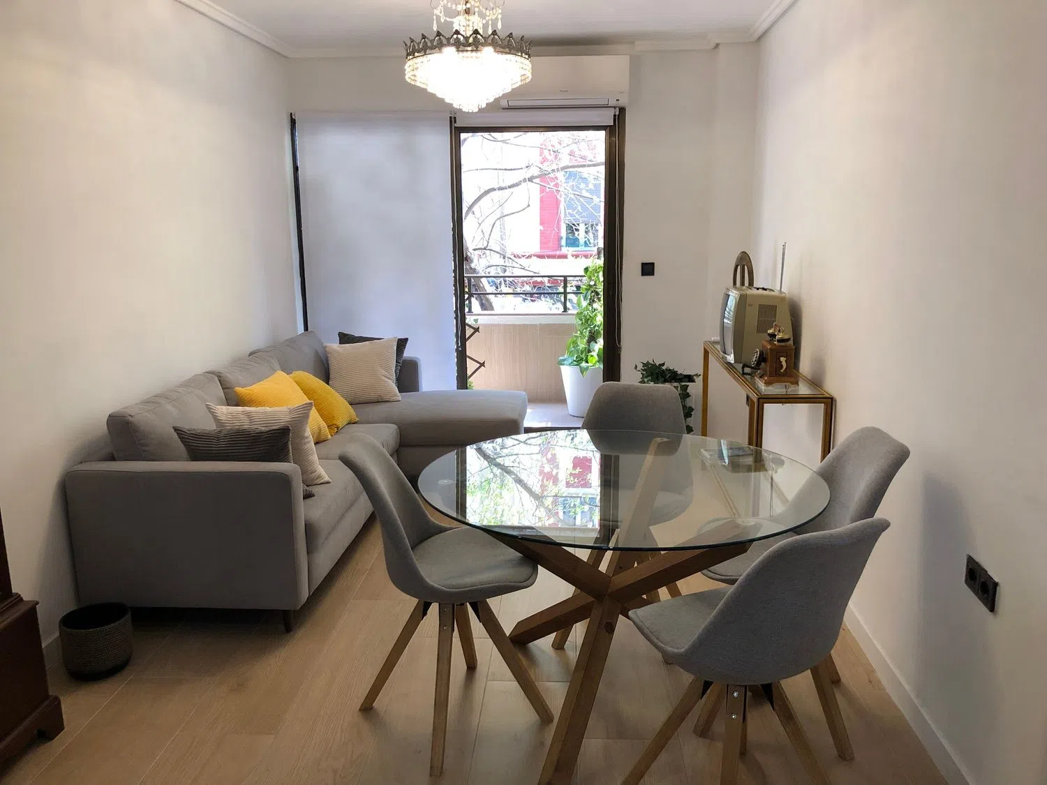 Piso en calle de Matias Perelló, 47 - Foto 2
