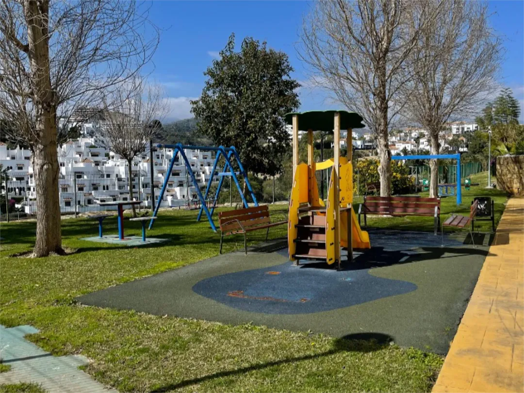 Piso en  Calle Alcaucín 1 - Foto 31