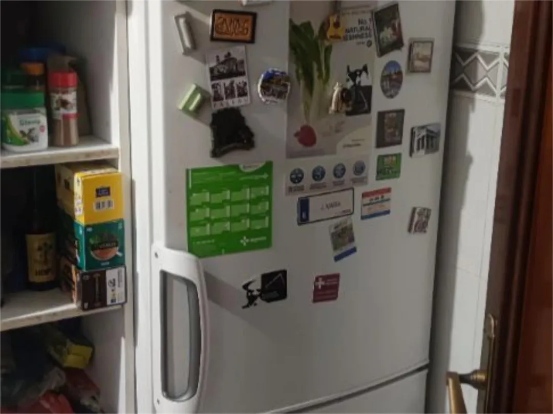 Casa adosada en  Carrer de l'Abat Escarré 34 - Foto 14