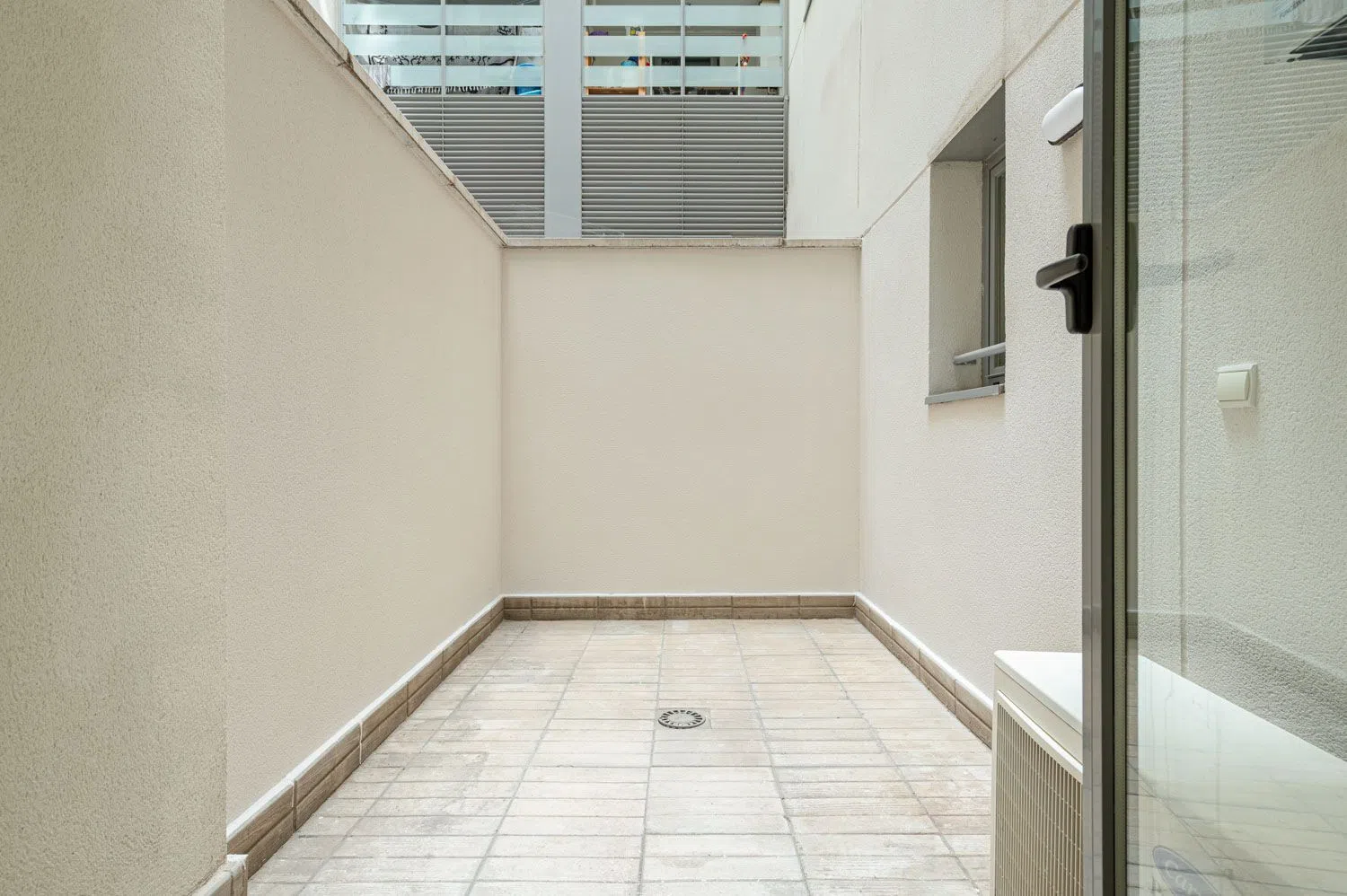 Piso en calle San Juan de Ortega - Foto 16