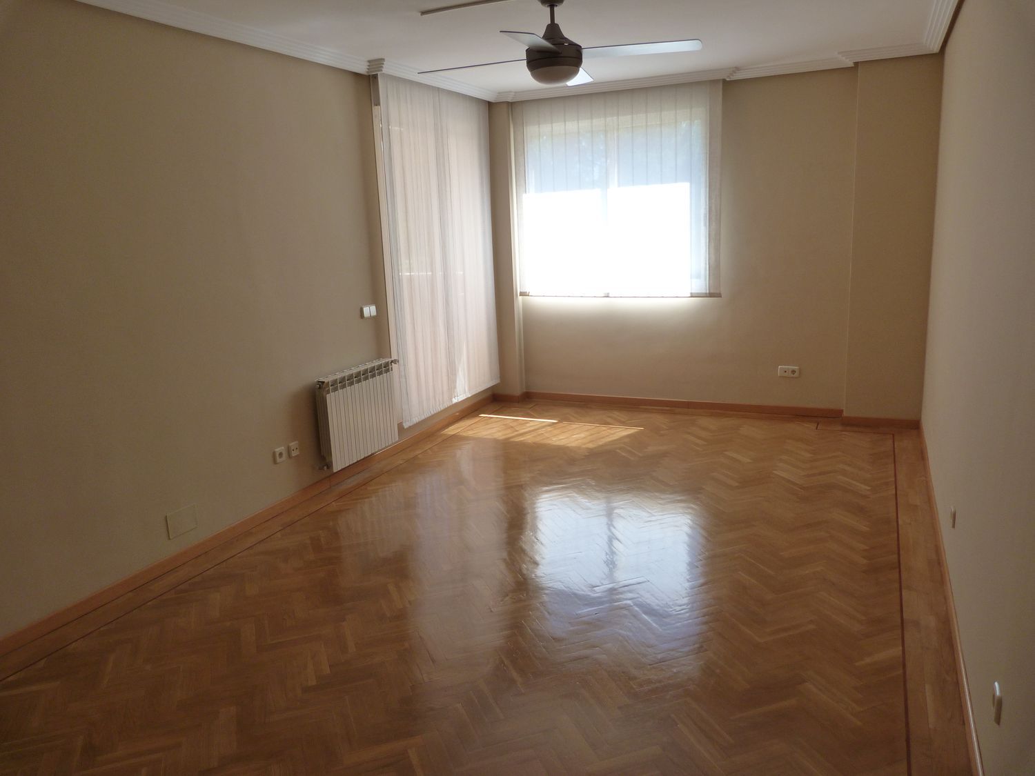 Dúplex en calle Secundino Zuazo, 4 - Foto 5