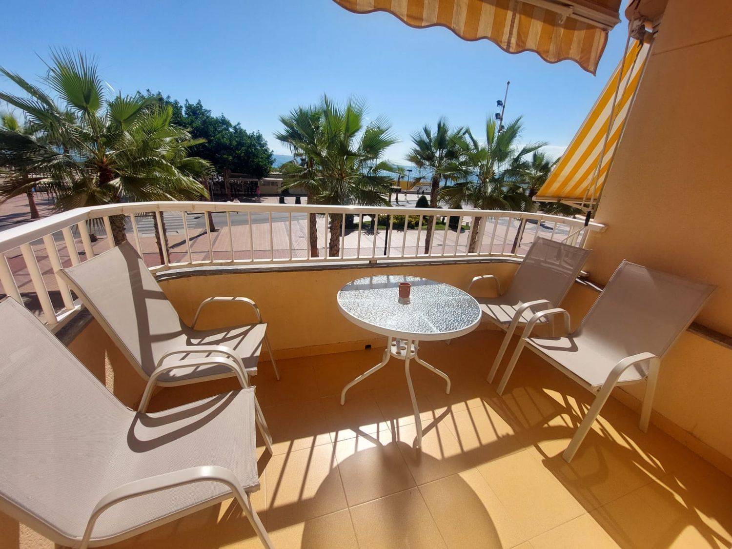 Piso en Paseo Marítimo Rey de España, 57 - Foto 3