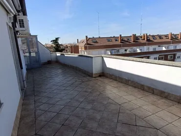 Ático en  Calle de Bellido Dolfos 20 - Foto 1