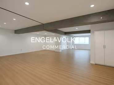 Local comercial en Esplugues de Llobregat - Foto 10