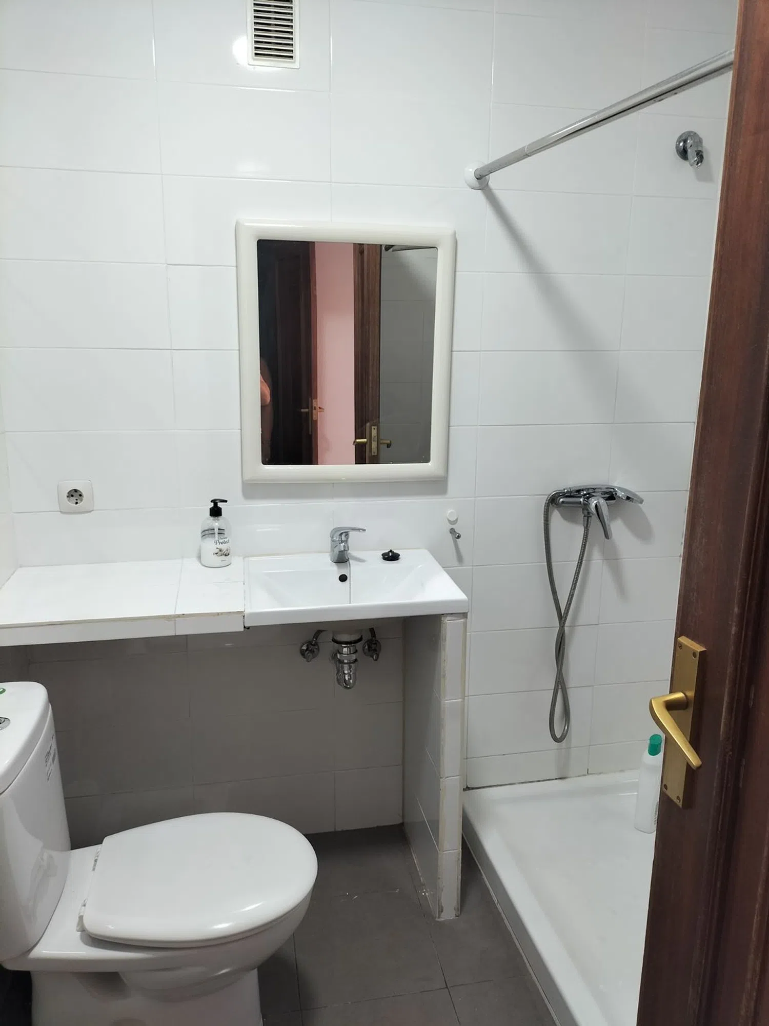 Piso en Ángel Ganivet, 5 - Foto 4