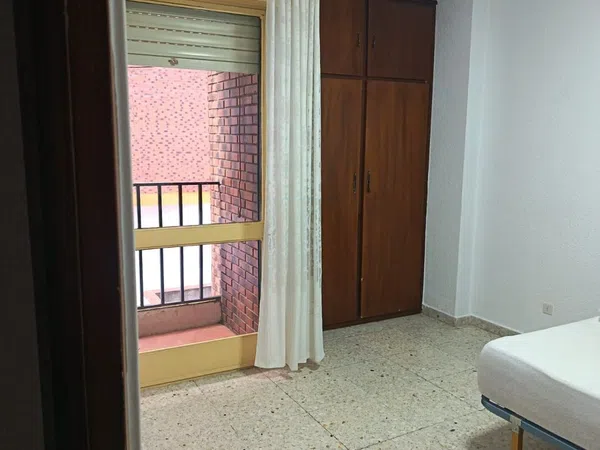 Piso en Avenida Primero de Mayo, 1 - Foto 3
