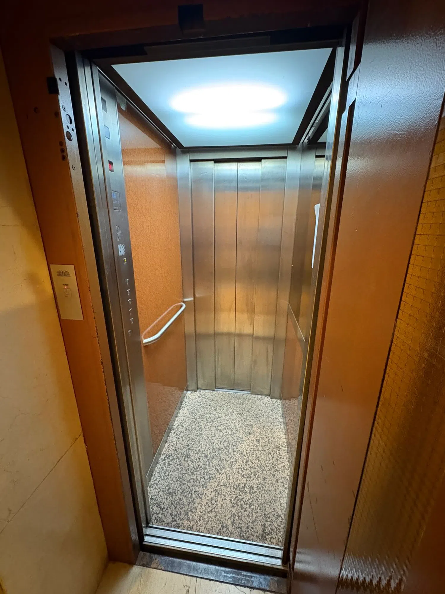 Piso en calle de la Infanta Mercedes, 105 - Foto 11