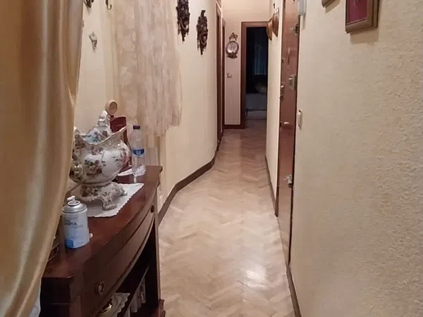 Piso en calle de Altamirano, 40