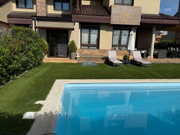 Chalet pareado en calle Albinoni, 30 - Foto 2