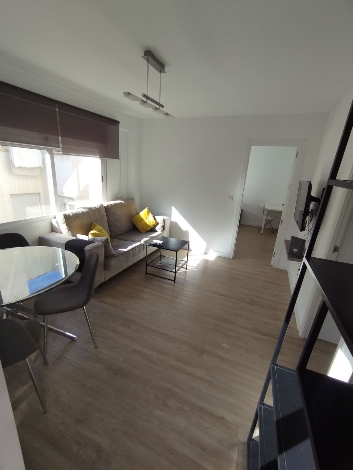 Piso en avenida de Carlos Haya, 11 - Foto 4