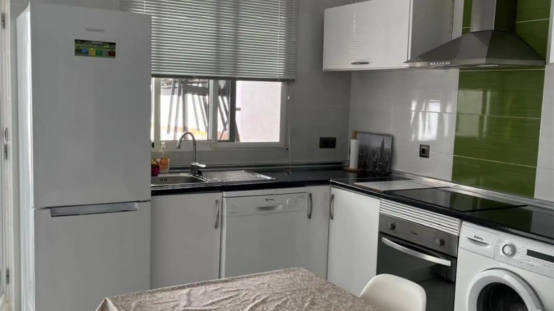 Casa adosada en  Calle Nidos 21 - Foto 6