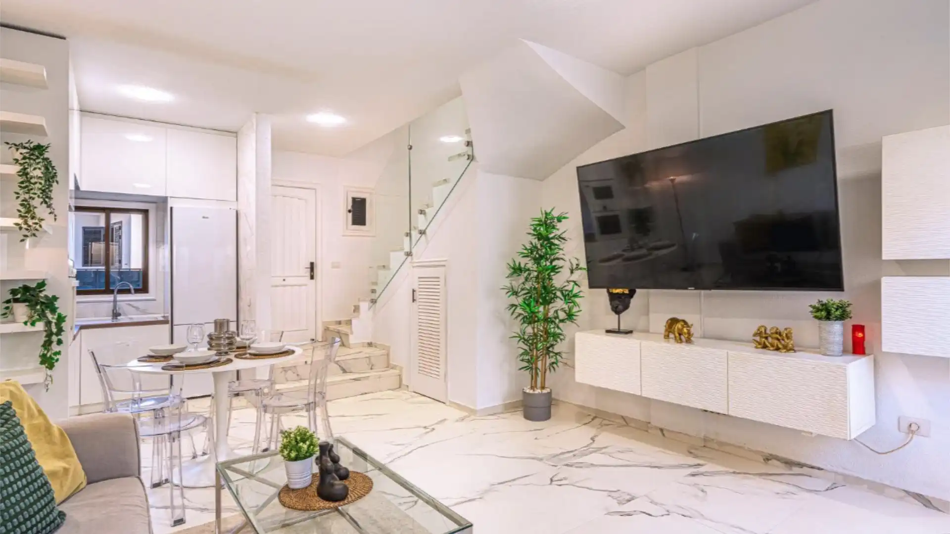 Casa adosada en  Calle Armiche 28 - Foto 16