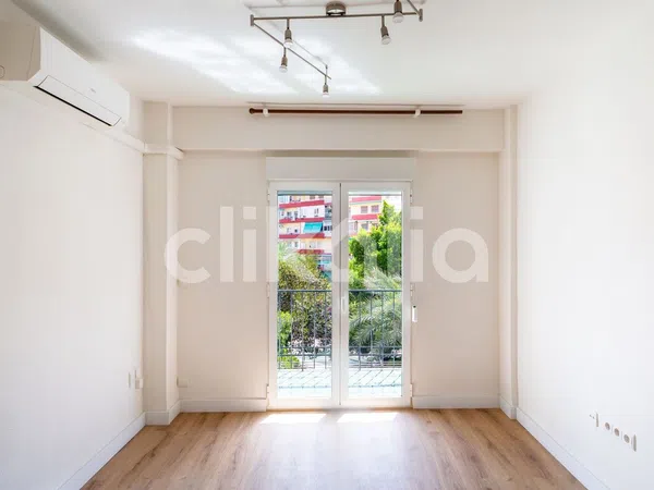 Piso en calle Maestro Luis Torregrosa - Foto 4