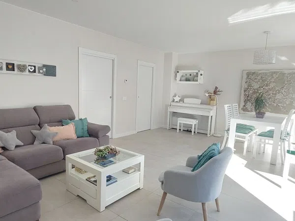 Chalet adosado en avenida de la Armada Española, 13 - Foto 3