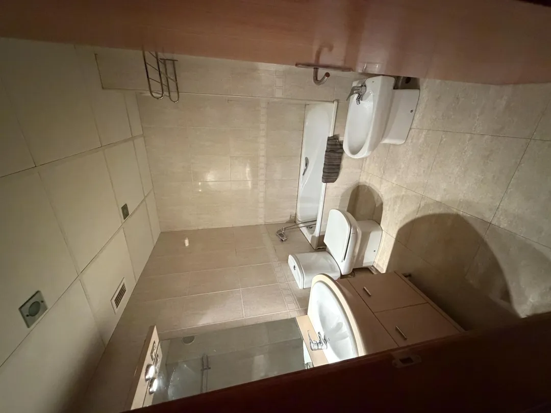 Piso en  Carrer Baix Penedès 7 - Foto 8