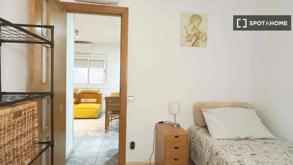 Piso en L'Hospitalet de Llobregat - Foto 2